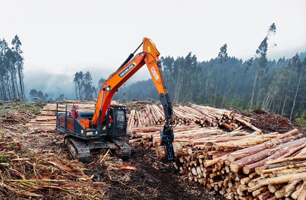 maquinaria forestal